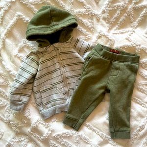 12Mo 7 for all man kind baby set